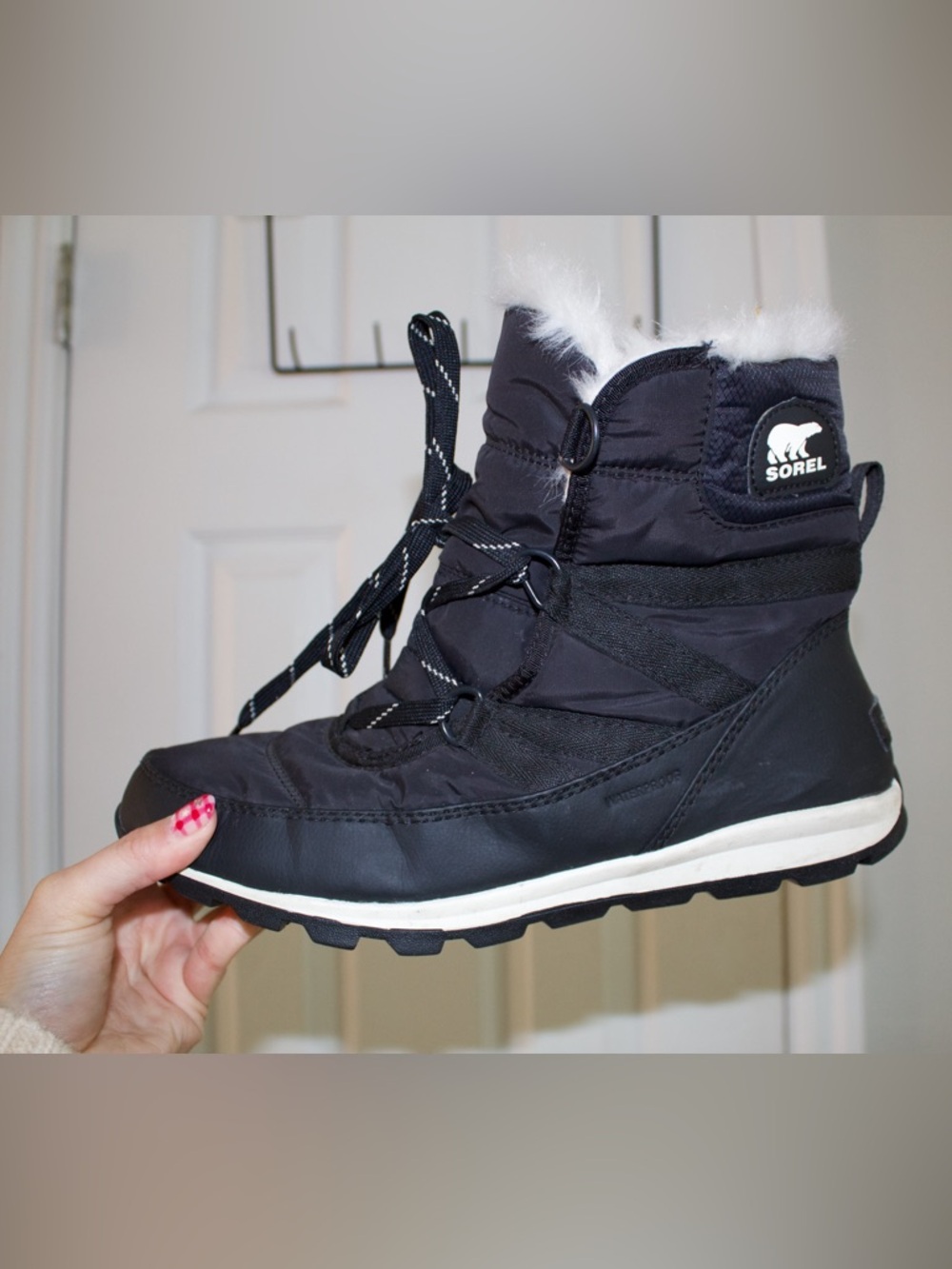 Sorel Whitney Short Boots